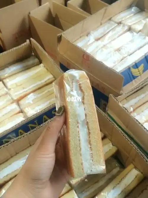 小时候的味道!奶油夹心面包又吃到了!