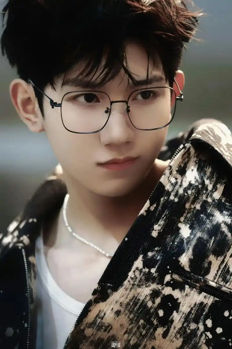 图片均来自于王源官 - 抖音