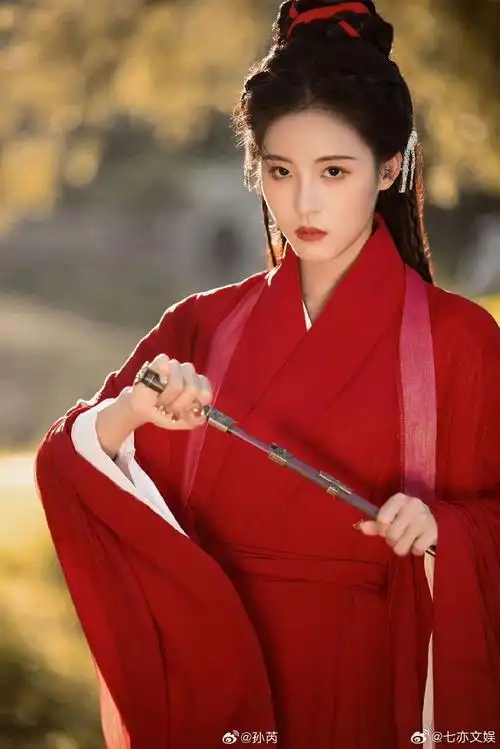 孙芮生日古风写真