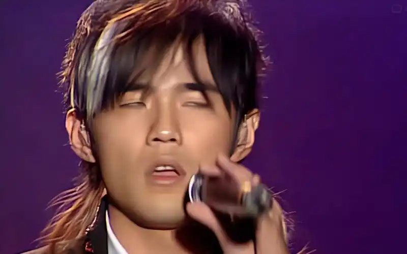 【怼脸向】我说句白毛伦yyds没人反驳吧!_哔哩哔哩_bilibili