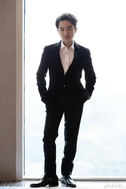 王祖蓝新歌小小丑上线##王祖蓝写了一首歌