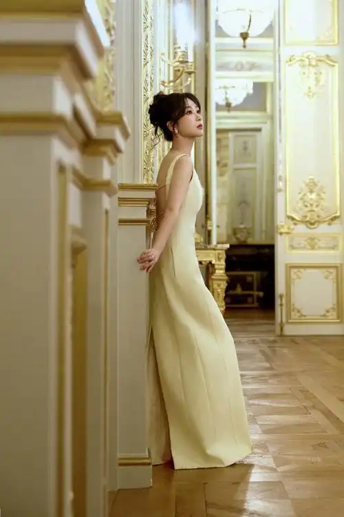 明星时尚超话x 杨紫new shot全造型时尚大片99穿着maison rabih