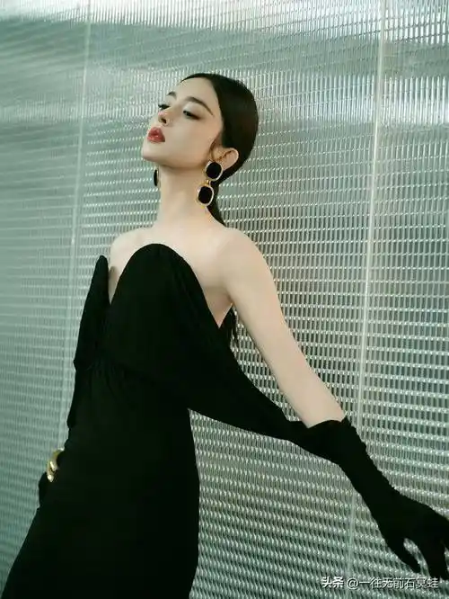 古力娜扎,新疆美女,身材火辣,极颜女神,完美女神