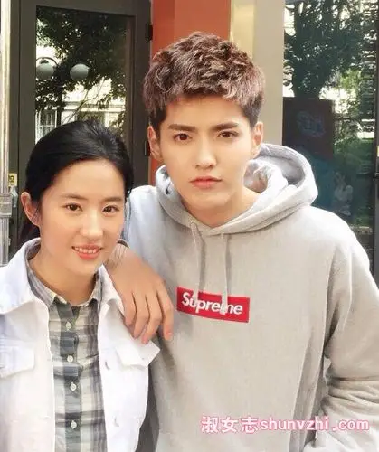 吴亦凡刘亦菲秀颜值 吴亦凡和刘亦菲关系