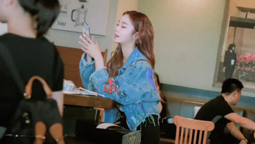 我爱你 你也要记得爱我. 火箭少女101_张紫宁