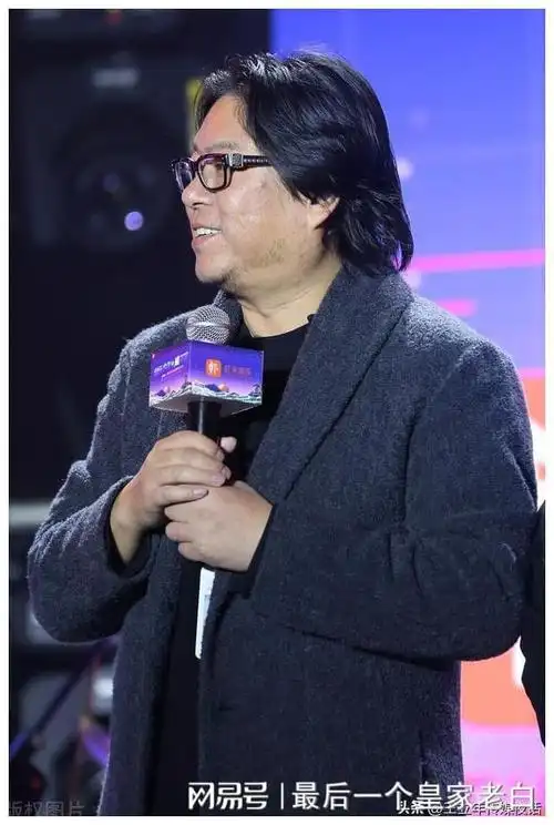 高晓松吐槽媒体谈访不断怀疑推翻旧认知并在不断的自我更新中