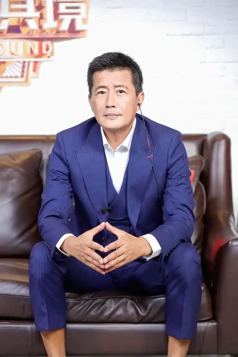 高曙光《声临其境3》一展歌喉太惊艳 与韩雪致敬经典共配《亮剑》