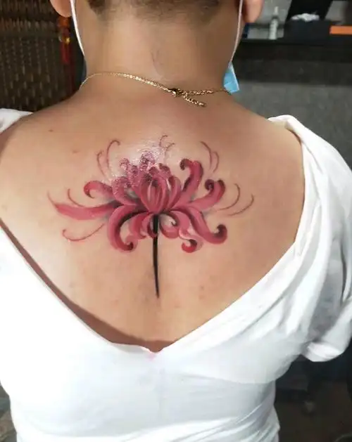 彼岸花纹身图片颈部新传统纹身图案