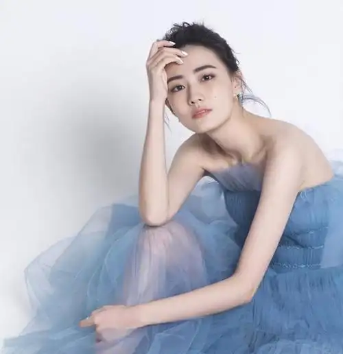 徐璐回应呕吐事件乔任梁去世2两周年网友什么时候放过她