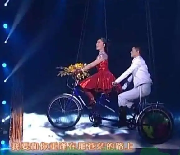 曾毅:我结婚时,玲花大醉,她结婚时,我大哭,我们是彼此的亲人