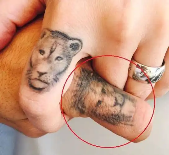 盘点足球运动员身上的纹身,每一个都有着不同的含义|巴黎圣日耳曼|ac