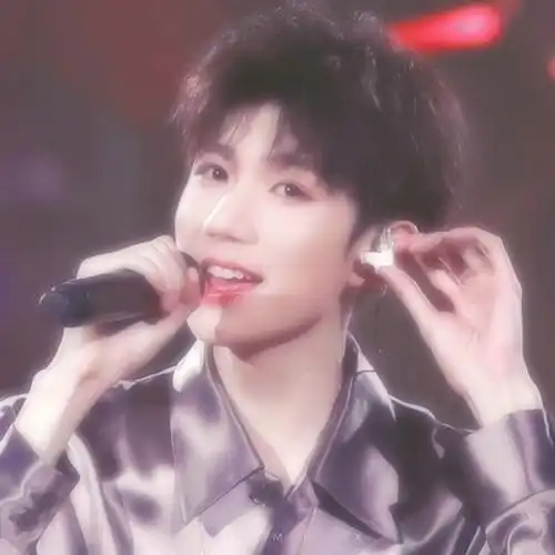 tfboys/王源/王俊凯/易烊千玺/头像/男生/网红