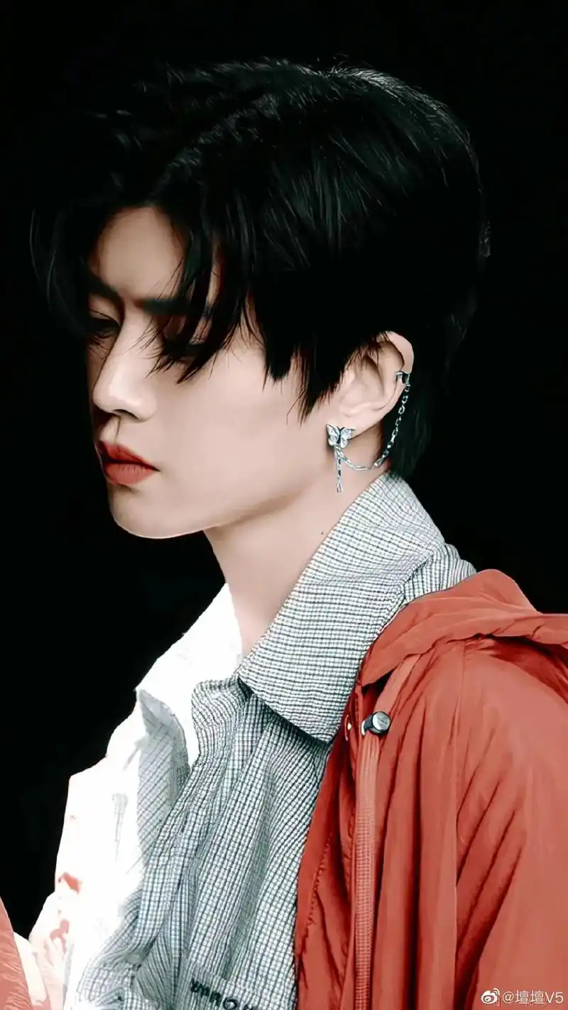 任嘉伦allen #向全世界安利 #一任千面 #宝藏男孩  - 抖音