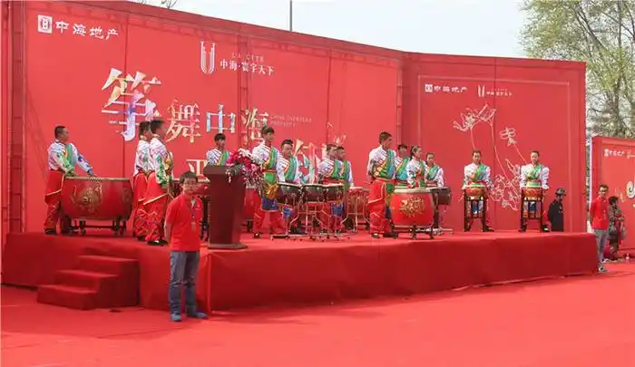 怎么选择夏季户外演出舞台