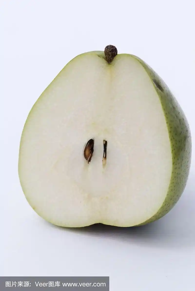 新鲜的绿色梨切特写宏