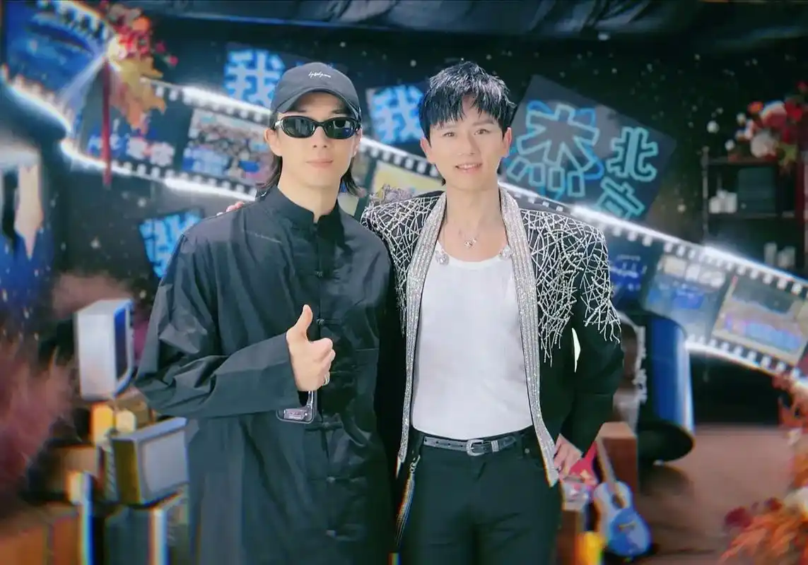 张杰的演唱会合照真是大赏啊,大家都是素颜出镜的!