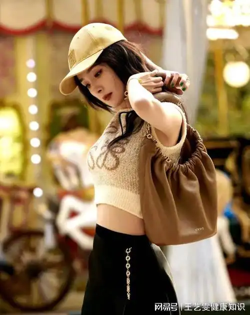 杨幂体重90斤外型几乎像少女坦言保持身材4种食物少吃