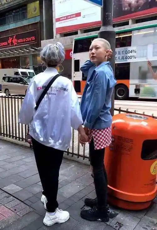 "小龙女"吴卓林,她走到今天这般地步,成龙也有不可