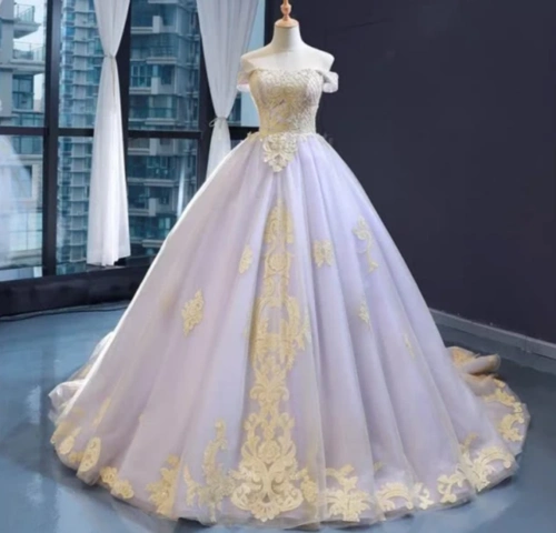 心理测试:三款公主晚礼服,哪款最漂亮?看目前有多少人正在喜欢你