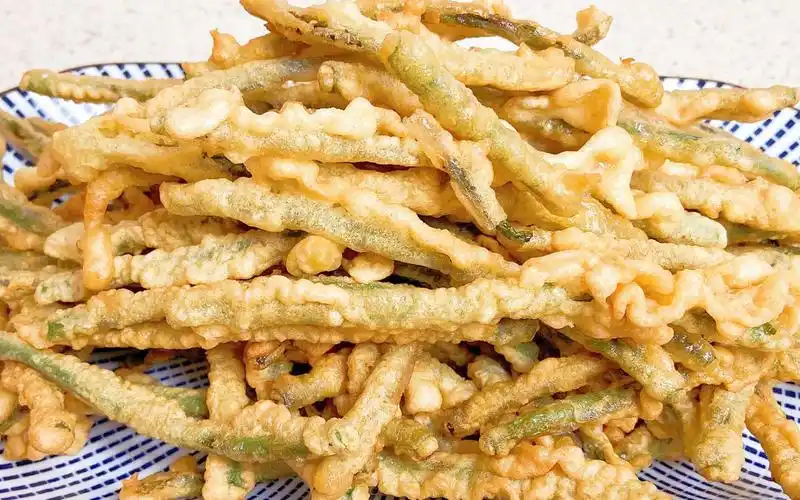 炸豆角是用淀粉还是面粉掌握这个技巧焦香酥脆一大盘不够吃