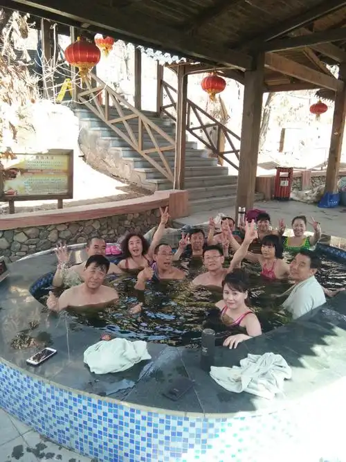 华夏群走进象牙山温泉度假村