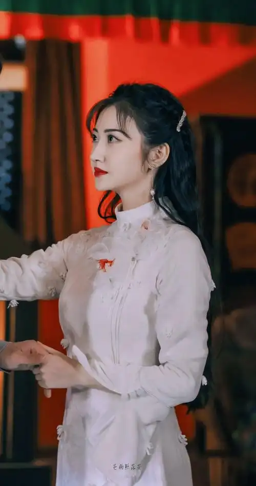 景甜##景甜司藤# 司藤 | 剧照 修图 cr@苍狗照落花