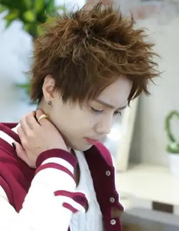 男生蓬松纹理烫发型 冬季暖男造型必备(3)