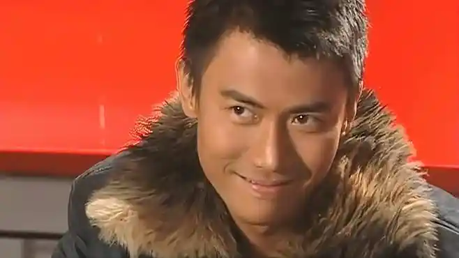 第8号当铺:阿精羡慕小洁收到鲜花,高寒立马回击,阿精尴尬了!