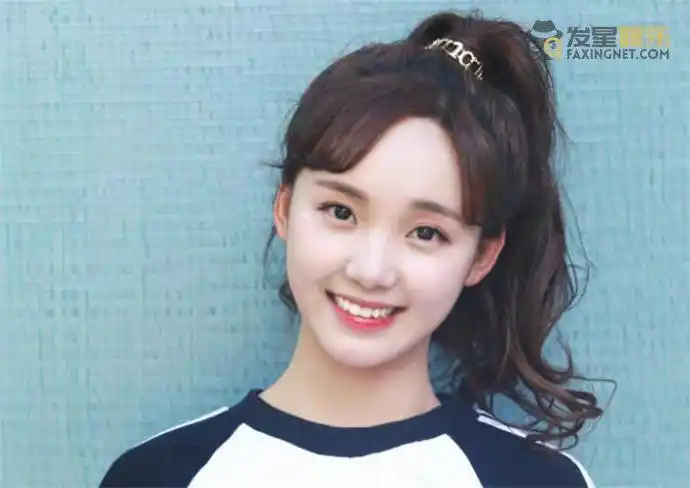 丁冠森和吕小雨什么关系二人的吻照为剧照私下是朋友