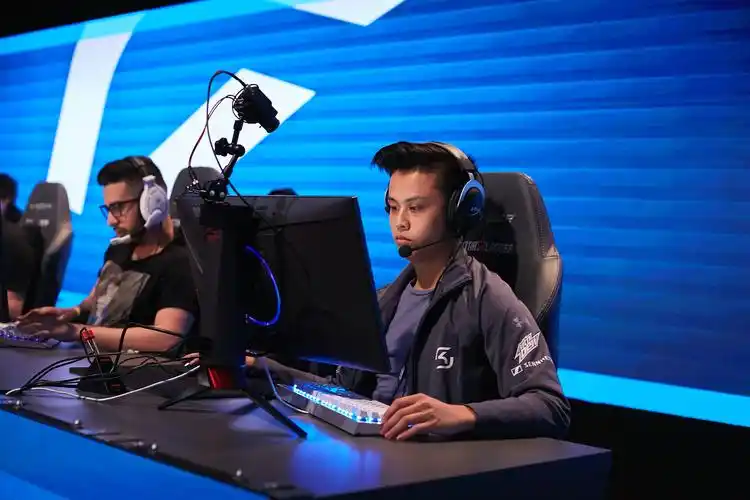【csgo】stewie2k:对于c9招入成长的新星才是最好
