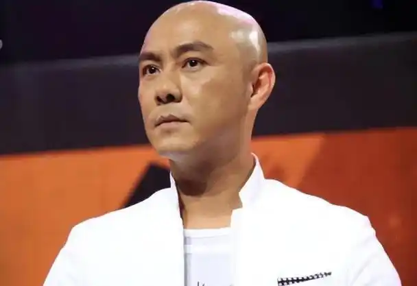 这一次娱乐圈的残酷现实在58岁张卫健身上展现得淋漓尽致