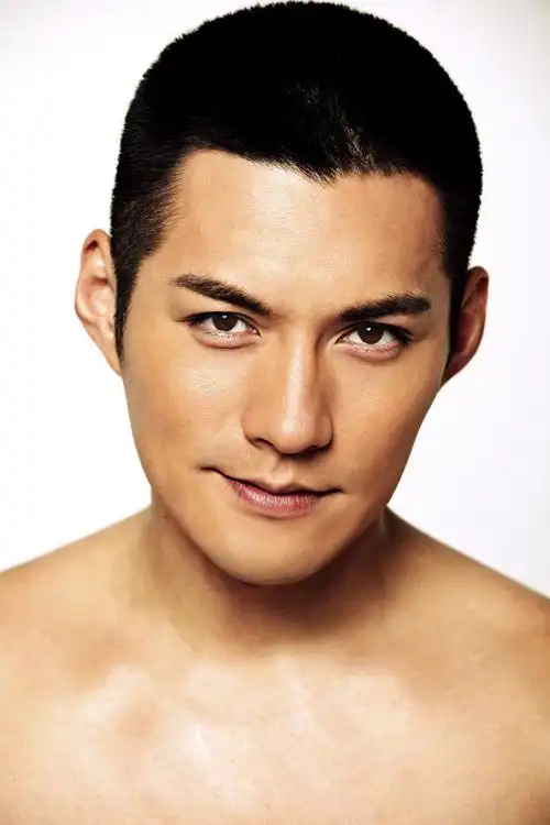 却却子从cedaris转采于2021-04-26 19:28:40严屹宽 (18)男脸却却子该