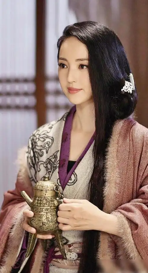 《有翡》中的段九娘演过这么多古装,上官燕是巅峰,貂蝉风韵犹存|董璇