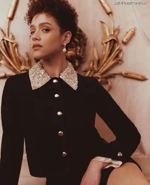 英国明星娜塔莉伊曼纽尔独具魅力的性感女神