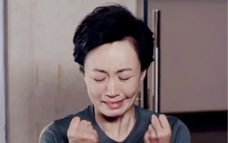 国话演员马丽# 麻辣女兵|米蓝 蓝蓝不哭!