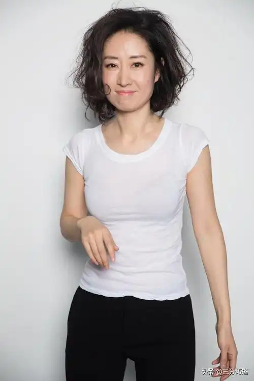 刘敏涛西装照(刘敏涛的状态真好)(3)