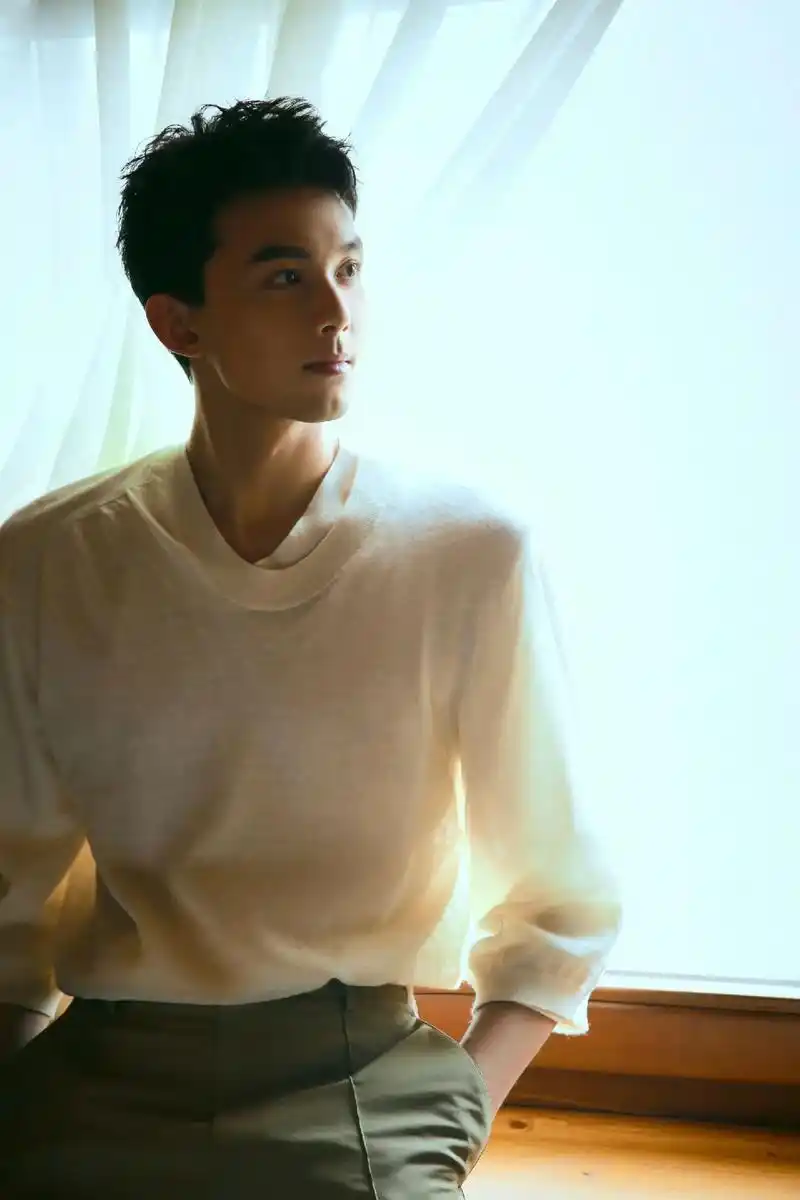 吴磊 #杰尼亚品牌代言人吴磊 #米兰时装周  一步一景,感 - 抖音