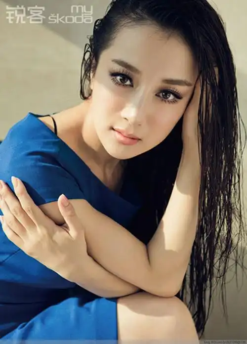 李依晓 - 云山中邨 - 云山中邨