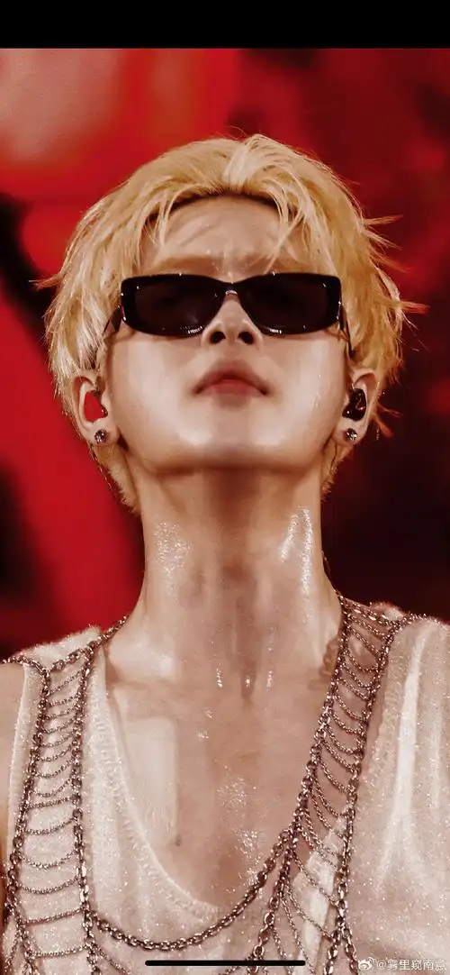 周震南 呆萌造梗王##周震南蜕变