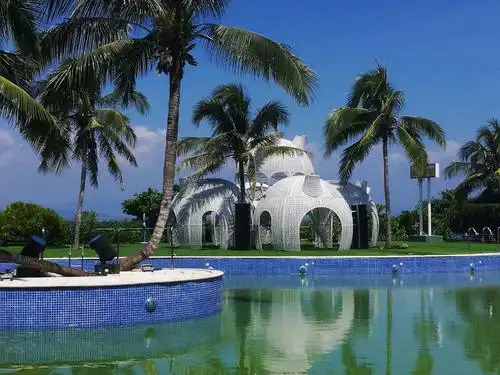 三亚蜈支洲岛,俗称中国的马尔代夫,景色非常的美丽.