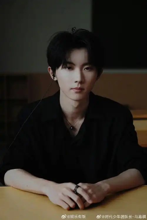 马嘉祺和新歌蜉蝣好有缘分