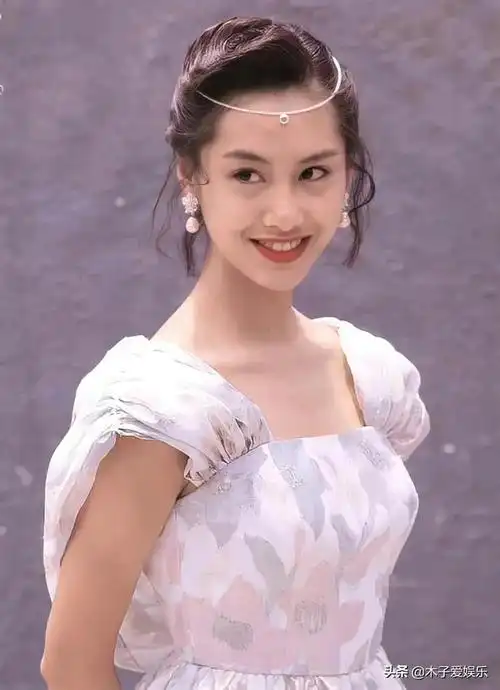 港姐f4朱茵蔡少芬陈法蓉洪欣她们的颜值真被低估了