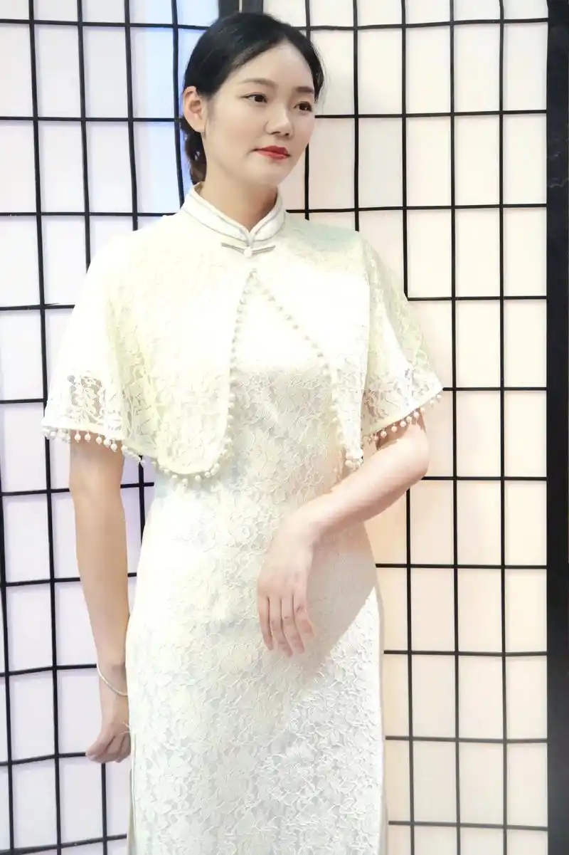 遇见司藤|民国大小姐驾到～温柔爆表的奶油色蕾丝旗袍93 柔软 - 抖