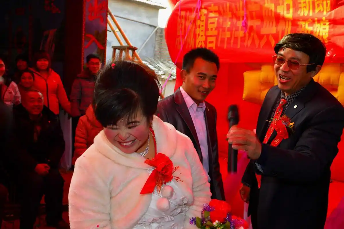 江苏徐州农村是怎样吃喜酒的?"80后"满满的回忆,现在没有了