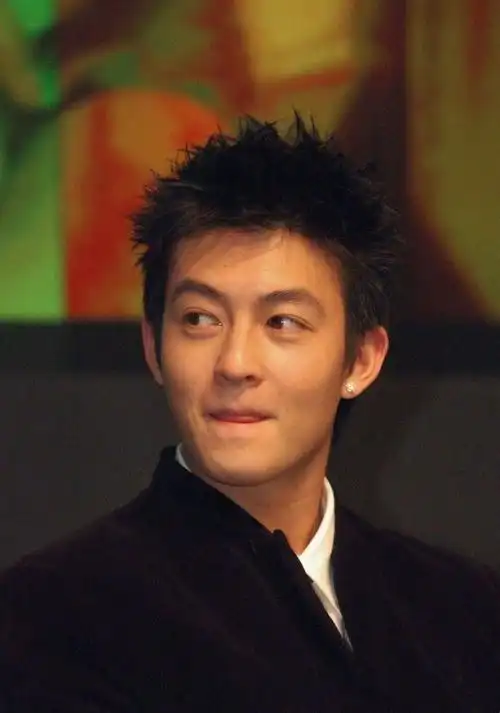 昔日香港四大美男陈冠希去哪了婚后幸福肥网友吐槽好像我爸