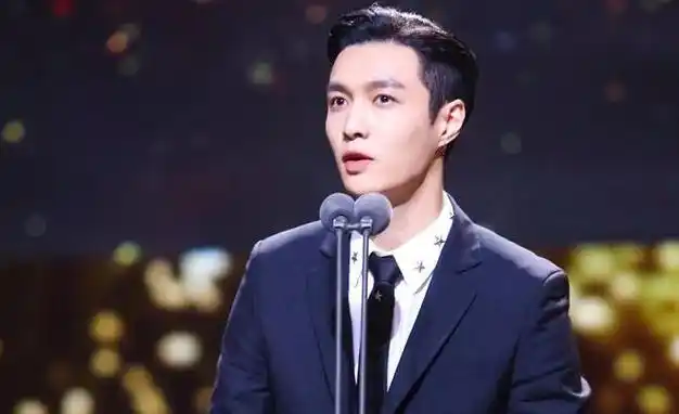 你敢和十项全能的张艺兴谈恋爱吗