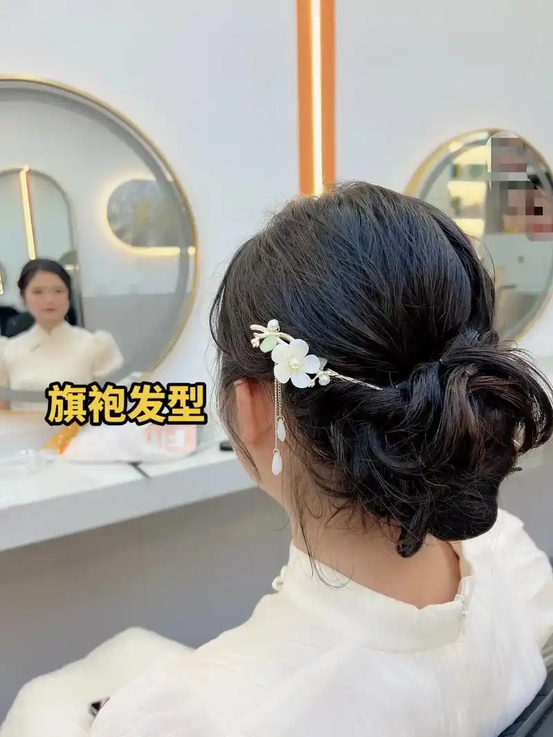 抖音图文来了 #旗袍发型 #适合搭配旗袍的发型教程 @抖音 - 抖音