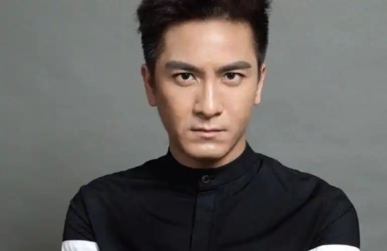 马国明汤洛雯秀头像46岁马国明变得幼稚又可爱爱情是个好东西