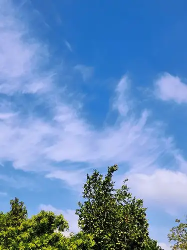 我爱淄博的蓝天白云