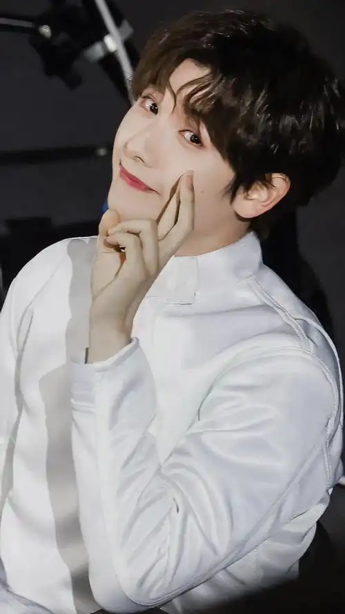 高卿尘你要做个可爱的人,不烦世事,满心欢喜